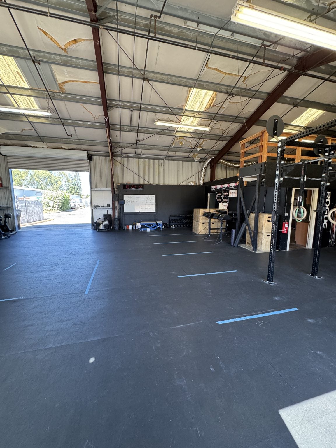 Open gym floor at Claytown CrossFit